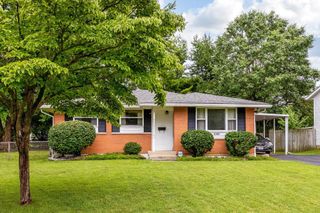 6280 Chelmsford Square E, Columbus, OH 43229