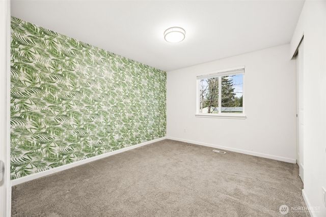 3810 180TH ST E, Tacoma, WA 98446