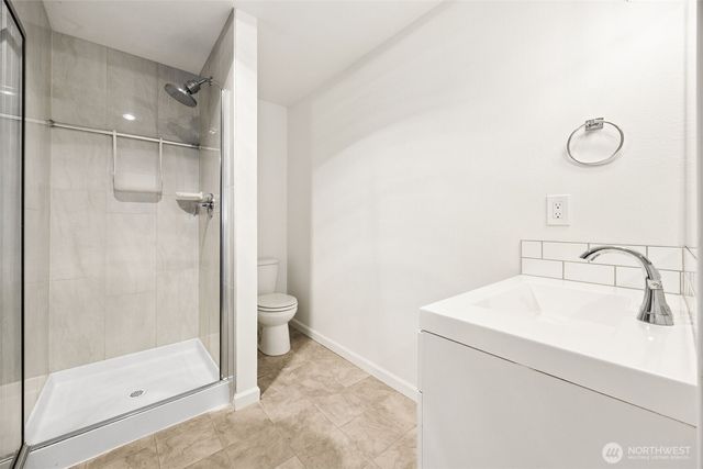 3810 180TH ST E, Tacoma, WA 98446