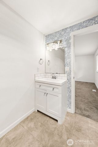 3810 180TH ST E, Tacoma, WA 98446