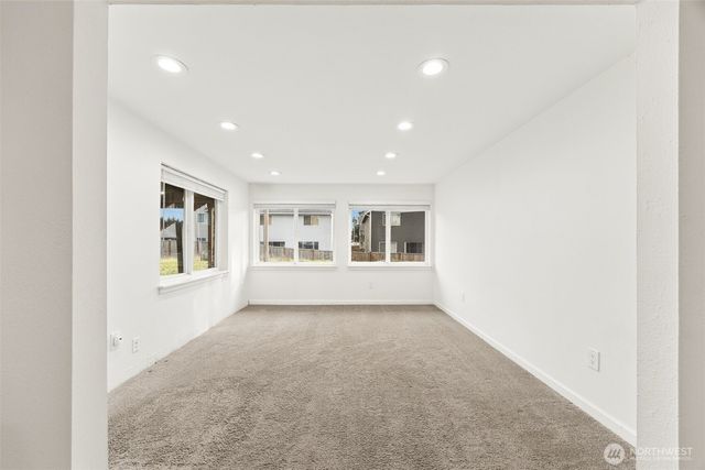 3810 180TH ST E, Tacoma, WA 98446