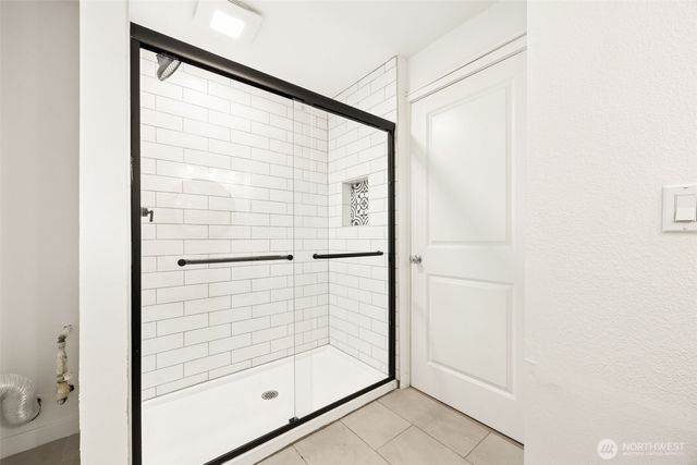 3810 180TH ST E, Tacoma, WA 98446