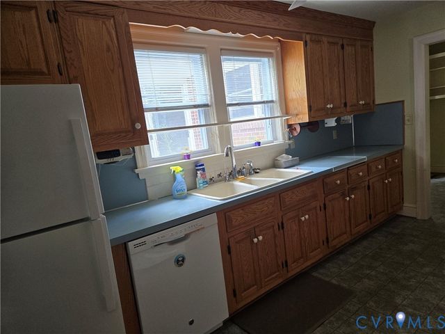 207 Fayette St, Farmville, VA 23901