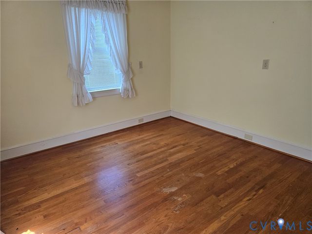 207 Fayette St, Farmville, VA 23901