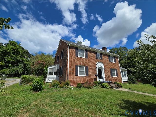 207 Fayette St, Farmville, VA 23901