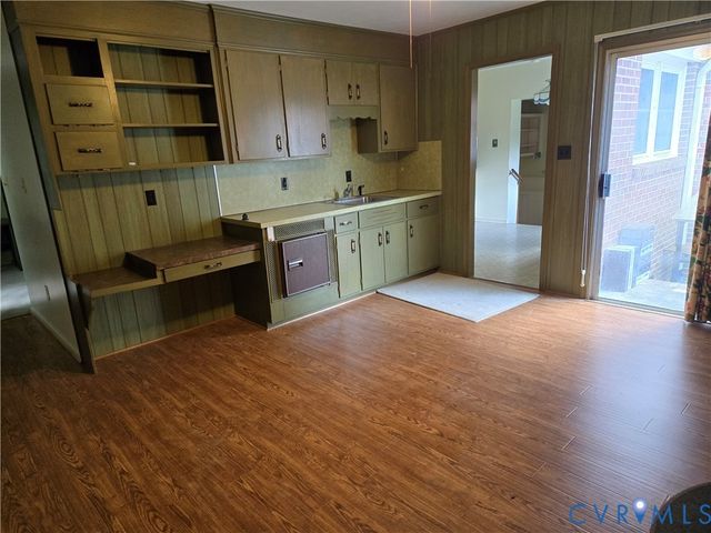 207 Fayette St, Farmville, VA 23901