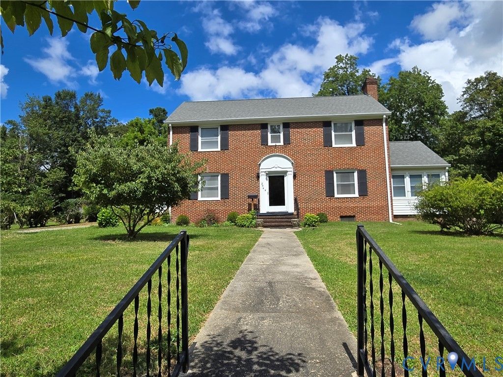 207 Fayette St, Farmville, VA 23901