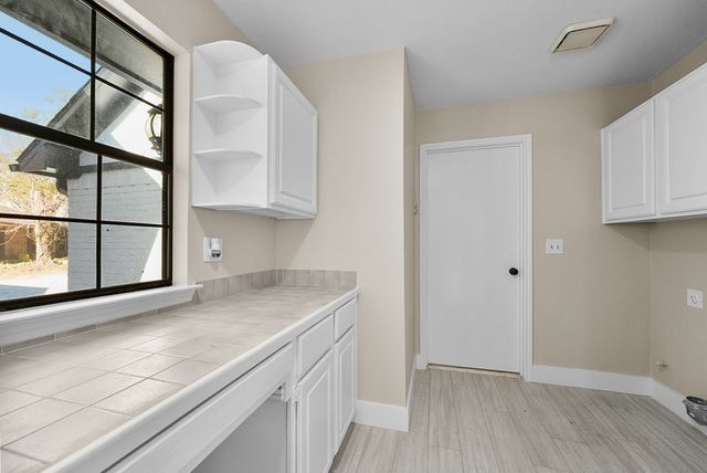 5202 Hollow Bend Lane, Garland, TX 75043