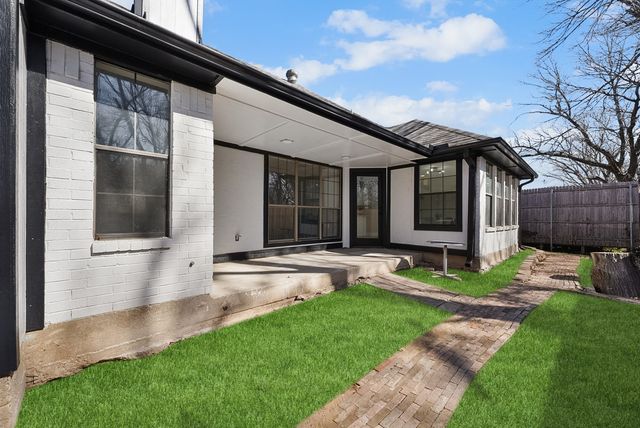 5202 Hollow Bend Lane, Garland, TX 75043