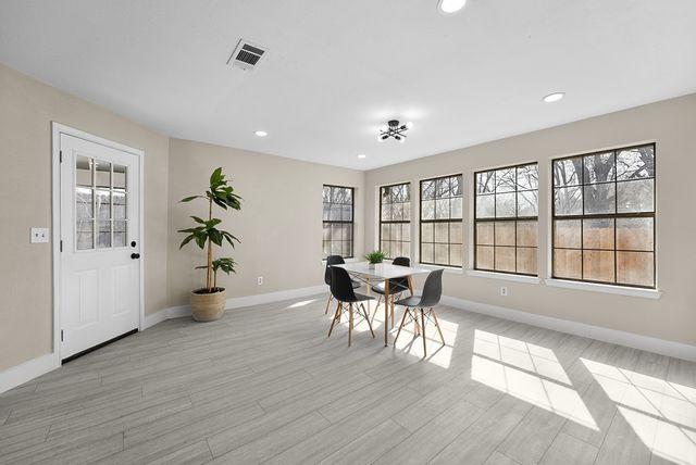 5202 Hollow Bend Lane, Garland, TX 75043