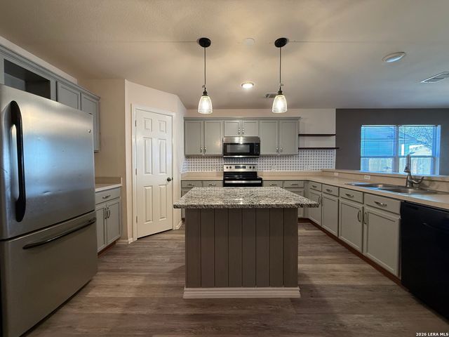 10839 Red Musket, San Antonio, TX 78245