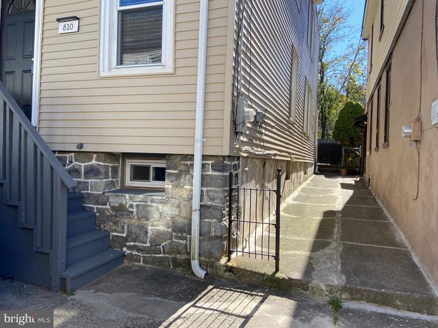 810 PINE ST, Easton, PA 18042