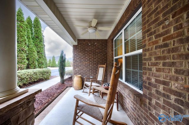 55 Moore Farm Circle NW 55, Huntsville, AL 35806