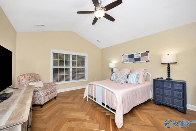 55 Moore Farm Circle NW 55, Huntsville, AL 35806