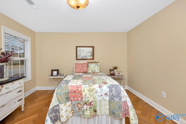 55 Moore Farm Circle NW 55, Huntsville, AL 35806