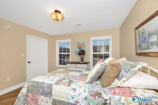 55 Moore Farm Circle NW 55, Huntsville, AL 35806