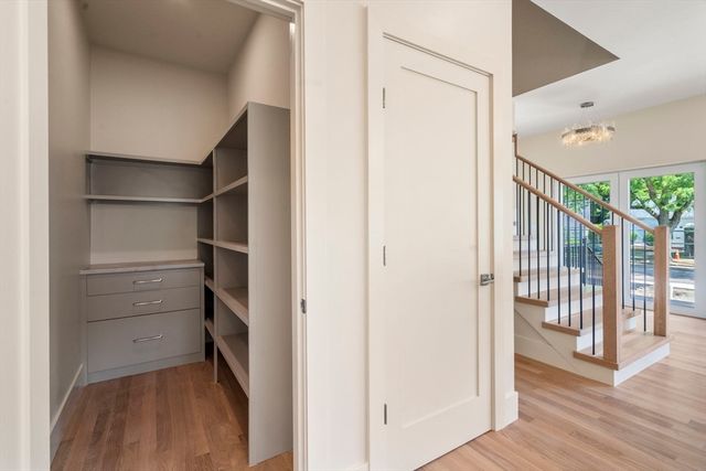 58 Bontempo Rd, Newton, MA 02459