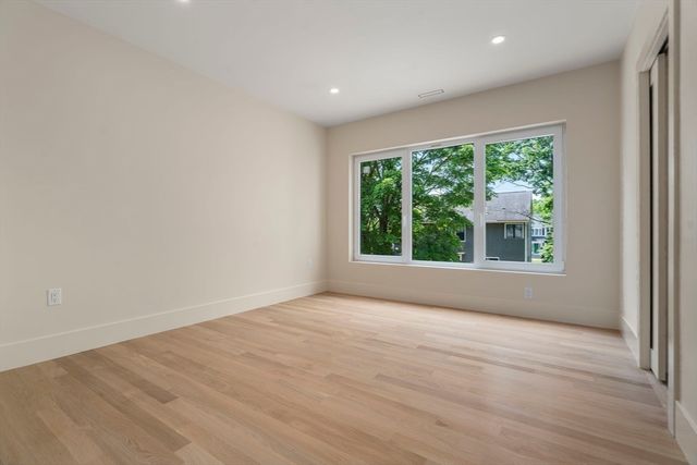 58 Bontempo Rd, Newton, MA 02459
