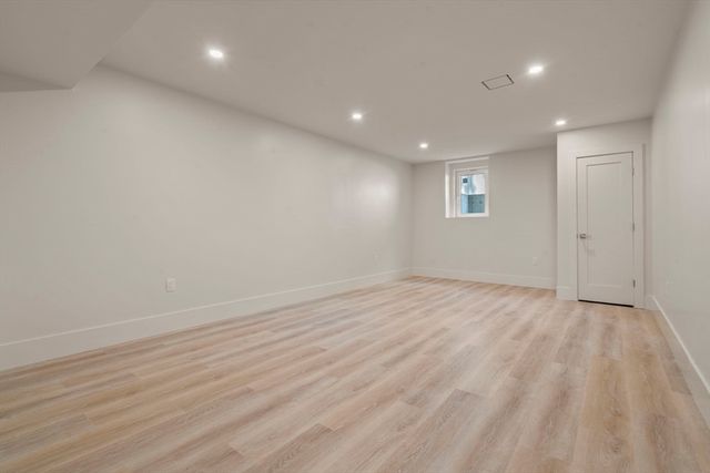 58 Bontempo Rd, Newton, MA 02459