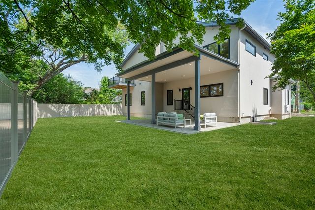 58 Bontempo Rd, Newton, MA 02459