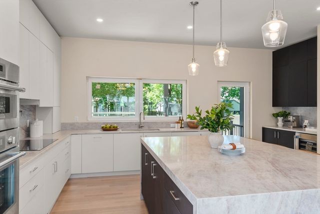 58 Bontempo Rd, Newton, MA 02459