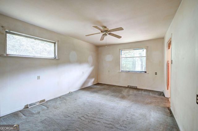 106 Sunset Drive SE, Lindale, GA 30147