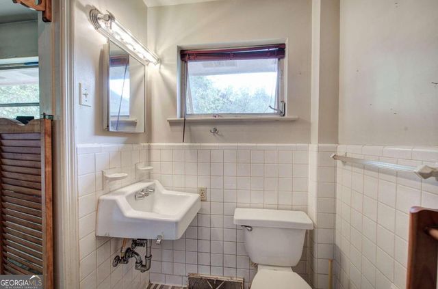 106 Sunset Drive SE, Lindale, GA 30147