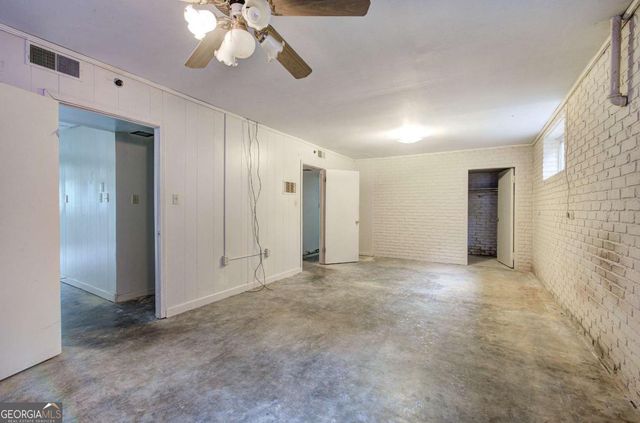 106 Sunset Drive SE, Lindale, GA 30147