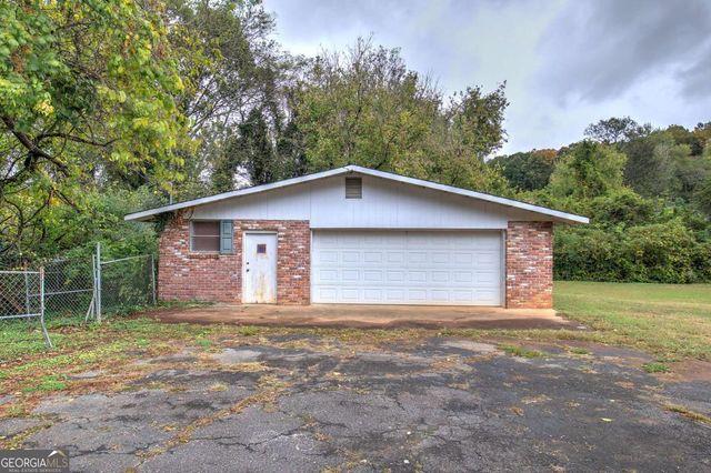 106 Sunset Drive SE, Lindale, GA 30147