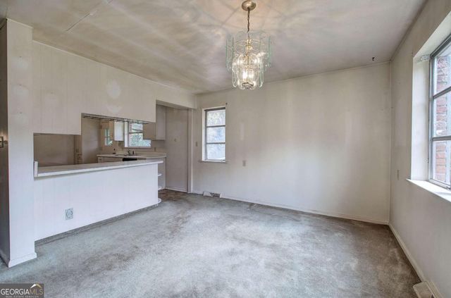 106 Sunset Drive SE, Lindale, GA 30147