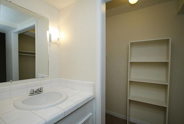 3702 Flora 1, Houston, TX 77006