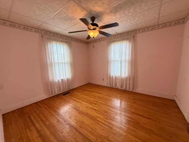 8 Elizabeth Street, Rossville, GA 30741