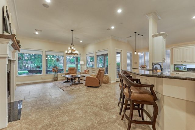 203 Monterrey Road E, Montgomery, TX 77356