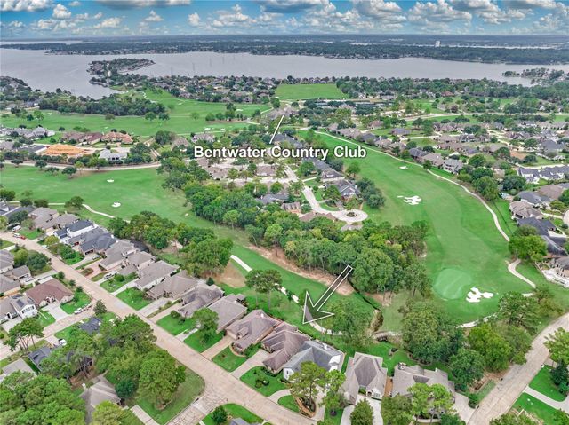 203 Monterrey Road E, Montgomery, TX 77356