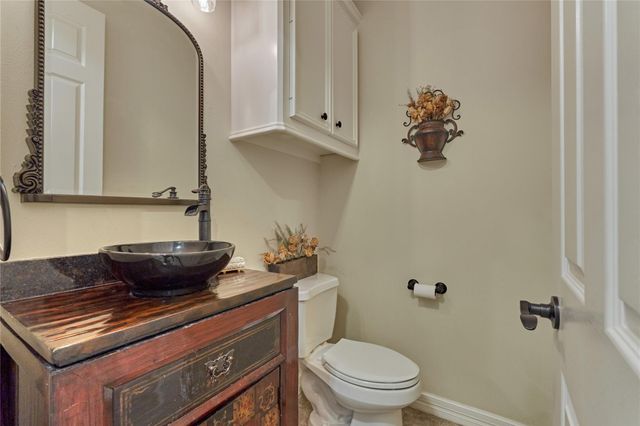 203 Monterrey Road E, Montgomery, TX 77356