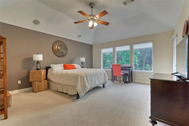 203 Monterrey Road E, Montgomery, TX 77356