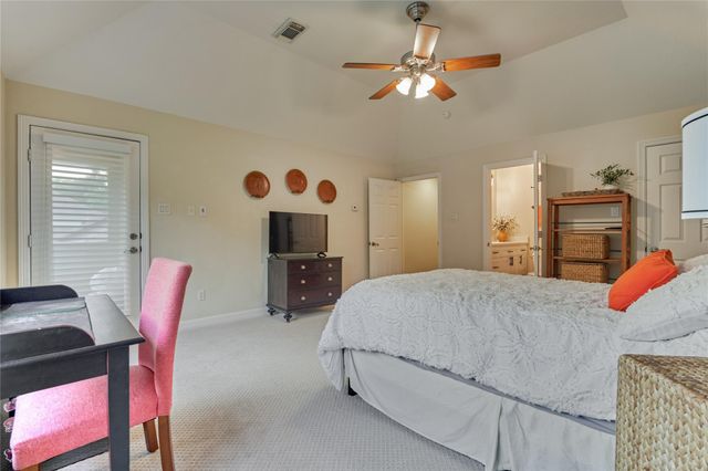 203 Monterrey Road E, Montgomery, TX 77356