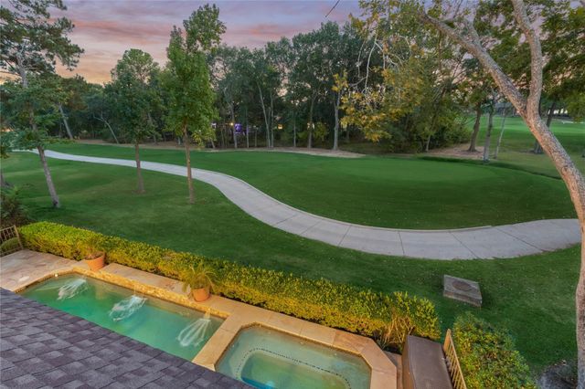 203 Monterrey Road E, Montgomery, TX 77356