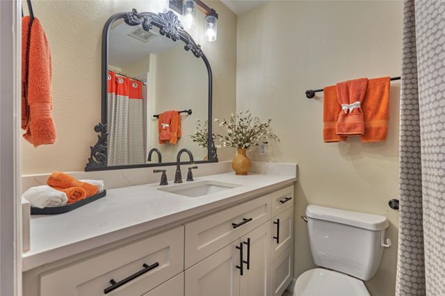 203 Monterrey Road E, Montgomery, TX 77356