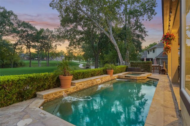 203 Monterrey Road E, Montgomery, TX 77356