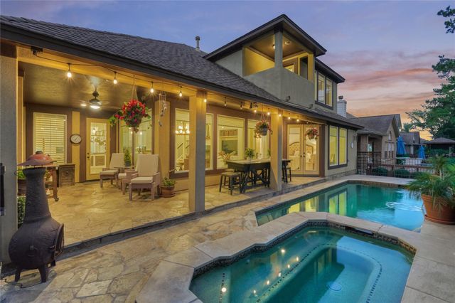 203 Monterrey Road E, Montgomery, TX 77356