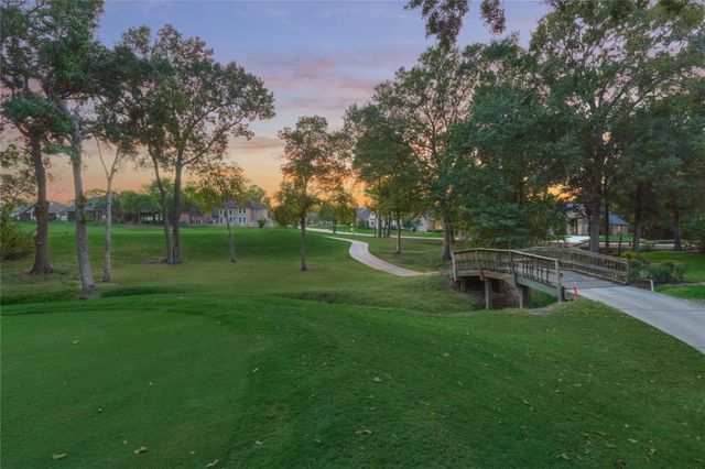 203 Monterrey Road E, Montgomery, TX 77356