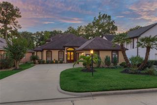 203 Monterrey Road E, Montgomery, TX 77356