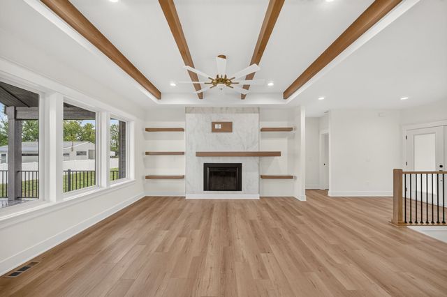 255 NW Woodmoor Drive, Waukee, IA 50263