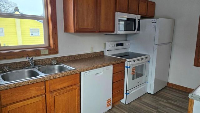 212 E Barker Street, Rice Lake, WI 54868