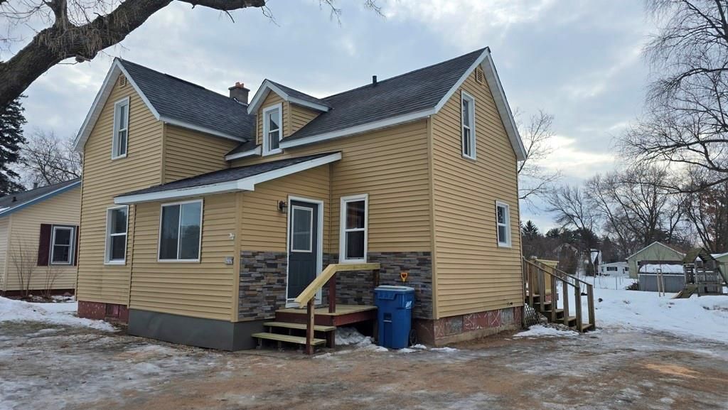 212 E Barker Street, Rice Lake, WI 54868