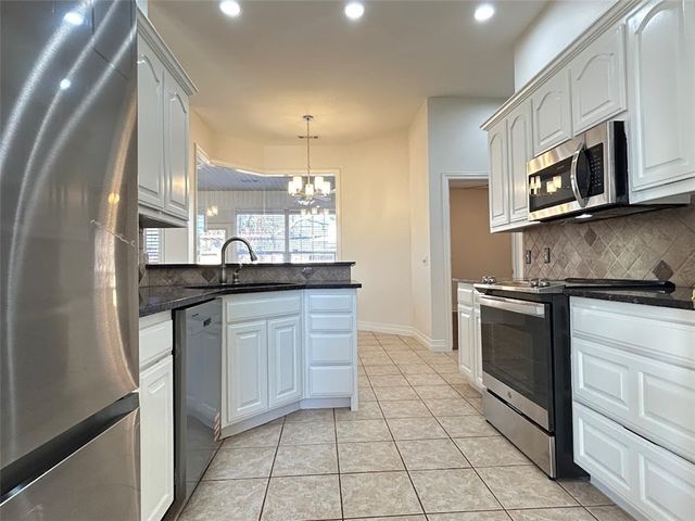 700 Cornell Street, Bentonville, AR 72712