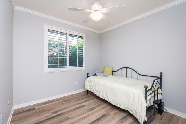 1410 Periwinkle Ln, Lincoln, CA 95648