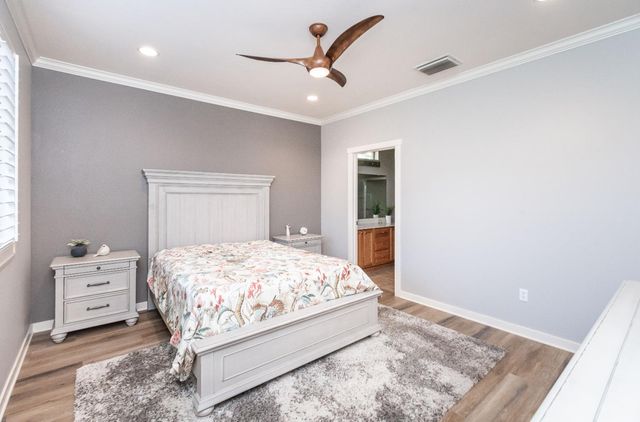 1410 Periwinkle Ln, Lincoln, CA 95648