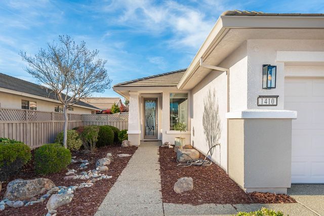 1410 Periwinkle Ln, Lincoln, CA 95648